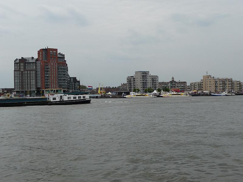 P1030195